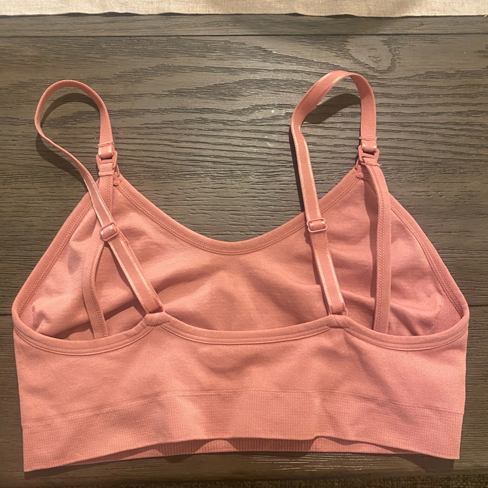 🎉HP🎉 Motherhood Maternity seamless maternity & nursing bra - Picture 2 of 3